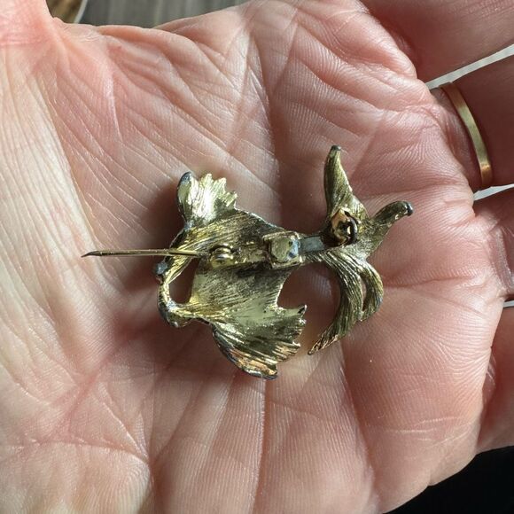 Vintage Enamel Fish Brooch - Picture 8 of 10